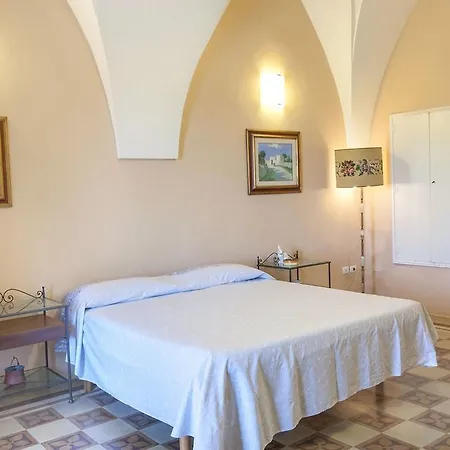 Maggia Villa *