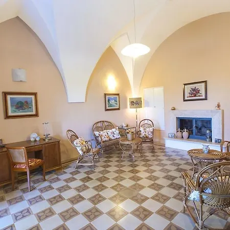 Maggia Villa *